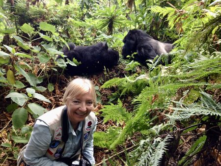 Sonja Salobir Lindsay v Ruandi, Vir: Kosovelova knjižnica Sežana