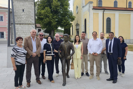Obisk predstavnikov Občine Veliko Gradište v Sežani; Foto: Sara Bratuž